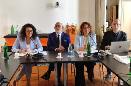 Adolescenti e dipendenze: ascoltiamo il terzo settore per realizzare un bando